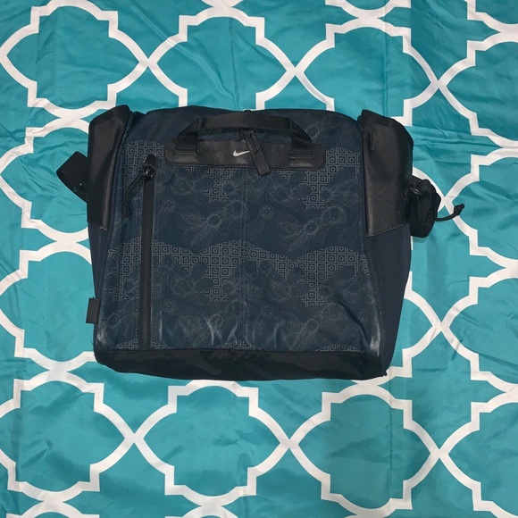 Nike - Side Bag - Picture 2 of 5